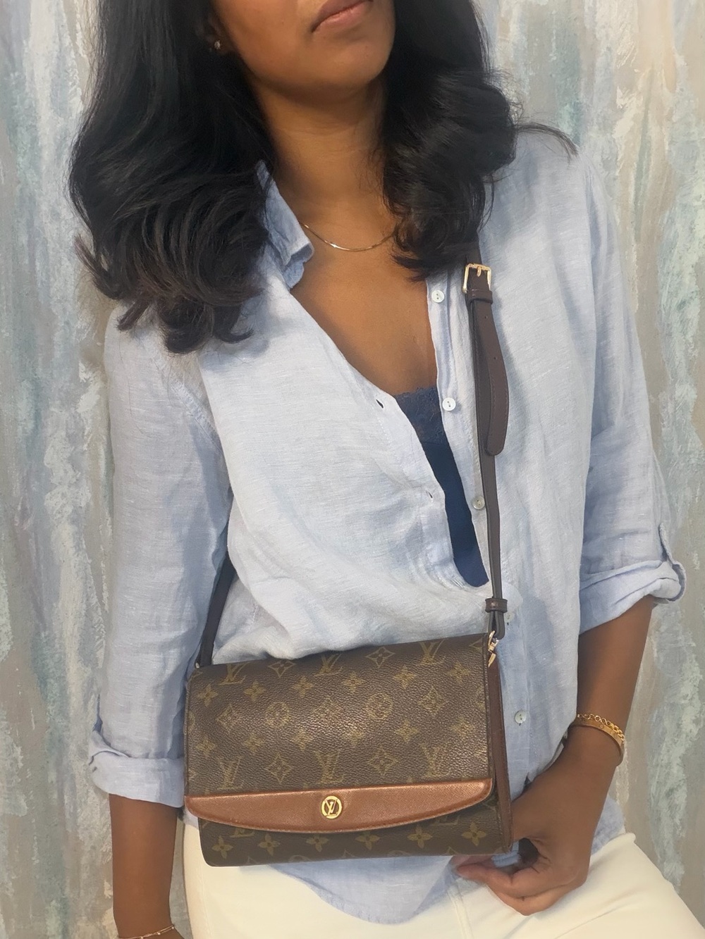 Louis Vuitton Monogram Bordeaux as crossbody 🤎